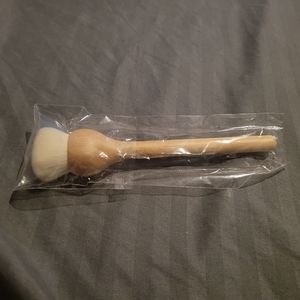 Tarte triple B brush